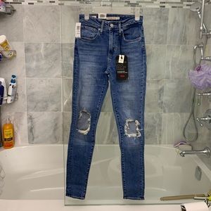 Levi’s Skinny Jeans